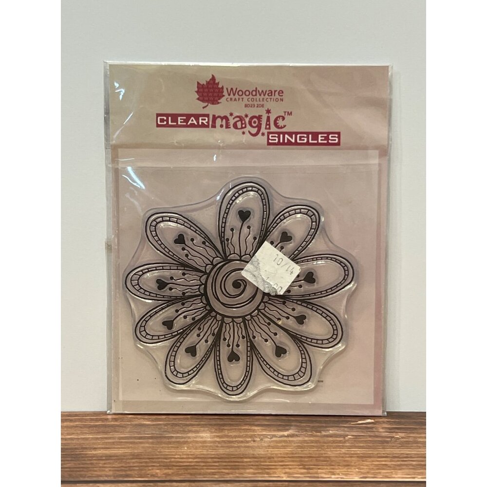 Woodware Clear Magic Singles Flower Stamp Made In UK JGS187 Fiona